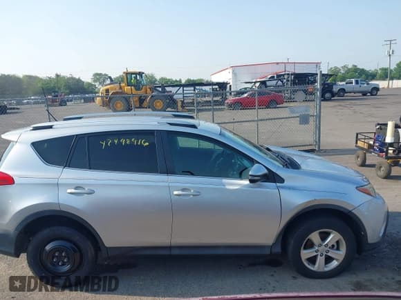 ✅ 2013 Toyota RAV4 XLE • VIN: 2T3WFREV8DW027398 • Lot: 42498916. Listed on IAAI with 193,246 mi. Free auction sales archive from the USA and detailed vehicle history report at DreamBid. Image 13.