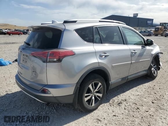 ✅ 2016 Toyota RAV4 XLE • VIN: 2T3RFREV4GW491760 • Lot: 60900515. Listed on Copart with Not provided. Free auction sales archive from the USA and detailed vehicle history report at DreamBid. Image 3.