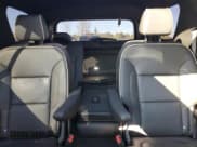 ✅ 2023 Chevrolet Traverse Premier • VIN: 1GNEVKKW2PJ223205 • Lot: 82611295. Wystawiony na Copart z przebiegiem 33 418 mil. Bezpłatny archiwum sprzedaży aukcyjnych z USA i szczegółowy raport historii pojazdu na DreamBid. Zdjęcie 10.