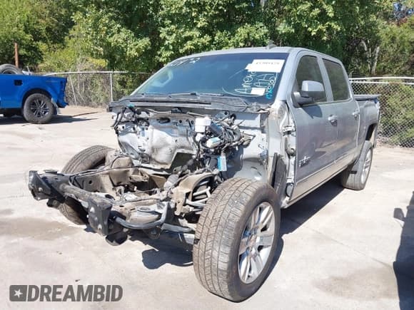 ✅ 2017 GMC Sierra 1500 SLE • VIN: 3GTP1MEC7HG211046 • Lot: 43309428. Listed on IAAI with Not provided. Free auction sales archive from the USA and detailed vehicle history report at DreamBid. Image 17.