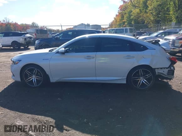 ✅ 2022 Honda Accord Touring • VIN: 1HGCV3F96NA002392 • Лот: 43441023. Опубликован ранее на IAAI с пробегом 40 177 миль. Бесплатный доступ к архиву аукционных продаж из США и подробный отчёт об истории автомобиля на DreamBid. Изображение 15.