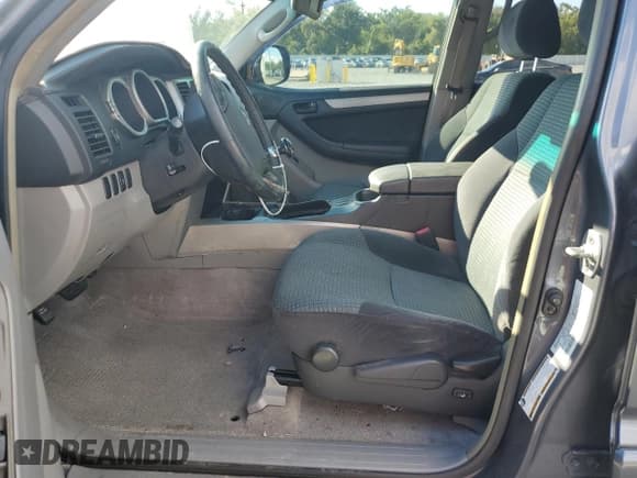 ✅ 2005 Toyota 4Runner SR5 • VIN: JTEZT14R350021490 • Lot: 90280775. Wystawiony na Copart z przebiegiem 153 960 mil. Bezpłatny archiwum sprzedaży aukcyjnych z USA i szczegółowy raport historii pojazdu na DreamBid. Zdjęcie 7.