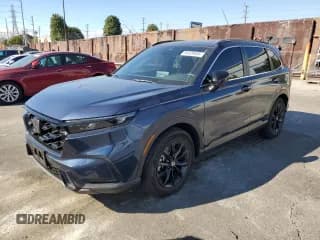 ✅ 2025 Honda CR-V Sport • VIN: 7FARS5H54SE006150 • Лот: 91629555. Опубликован ранее на Copart с пробегом 10 975 миль. Бесплатный доступ к архиву аукционных продаж из США и подробный отчёт об истории автомобиля на DreamBid. Изображение 1.
