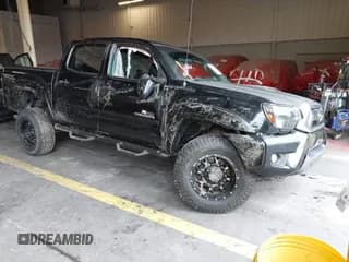 ✅ 2014 Toyota Tacoma • VIN: 3TMLU4ENXEM143779 • Lot: 43475792. Listed on IAAI with 156,975 mi. Free auction sales archive from the USA and detailed vehicle history report at DreamBid. Image 1.