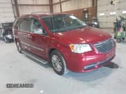 ✅ 2013 Chrysler Town & Country Touring L • VIN: 2C4RC1CG3DR541472 • Lot: 43383785. Listed on IAAI with 102,028 mi. Free auction sales archive from the USA and detailed vehicle history report at DreamBid. Image 1.