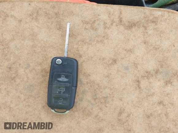 ✅ 2006 Volkswagen Jetta Value Edition • VIN: 3VWPF71K76M780670 • Lot: 43285876. Listed on IAAI with 125,202 mi. Free auction sales archive from the USA and detailed vehicle history report at DreamBid. Image 11.