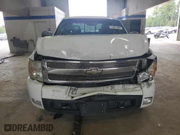 ✅ 2011 Chevrolet Silverado 1500 LTZ • VIN: 3GCPKTE32BG215195 • Lot: 72877944. Listed on Copart with 180,611 mi. Free auction sales archive from the USA and detailed vehicle history report at DreamBid. Image 5.