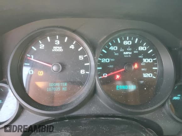 ✅ 2007 Chevrolet Silverado 1500 Work Truck • VIN: 1GCEC14C97Z519870 • Lot: 69807624. Listed on Copart with 107,035 mi. Free auction sales archive from the USA and detailed vehicle history report at DreamBid. Image 9.