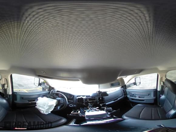 ✅ 2018 Ram 2500 Big Horn • VIN: 3C6UR5ML2JG368807 • Lot: 42159084. Wystawiony na IAAI z przebiegiem 142 326 mil. Bezpłatny archiwum sprzedaży aukcyjnych z USA i szczegółowy raport historii pojazdu na DreamBid. Zdjęcie 19.