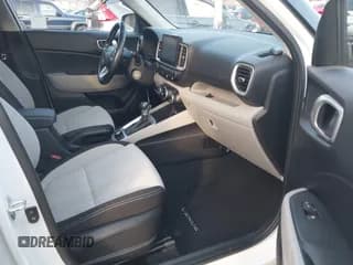 ✅ 2022 Hyundai Venue Limited • VIN: KMHRC8A39NU154255 • Lot: 41508366. Listed on IAAI with 36,956 mi. Free auction sales archive from the USA and detailed vehicle history report at DreamBid. Image 5.