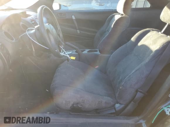 ✅ 2002 Mitsubishi Eclipse RS • VIN: 4A3AC34G52E104748 • Лот: 83438794. Опубликован ранее на Copart с пробегом 111 306 миль. Бесплатный доступ к архиву аукционных продаж из США и подробный отчёт об истории автомобиля на DreamBid. Изображение 7.