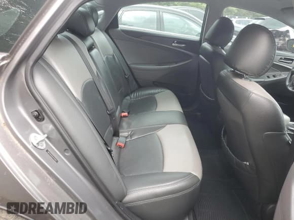 ✅ 2012 Hyundai Sonata GLS • VIN: 5NPEB4AC6CH432664 • Lot: 73257084. Listed on Copart with 180,864 mi. Free auction sales archive from the USA and detailed vehicle history report at DreamBid. Image 10.