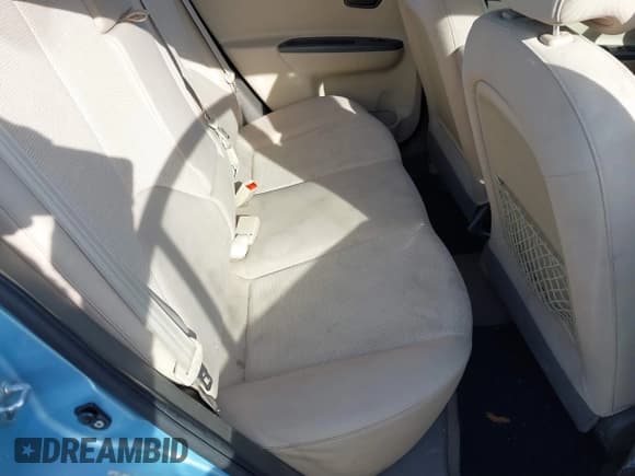 ✅ 2010 Hyundai Accent GLS • VIN: KMHCN4AC4AU502272 • Лот: 40813601. Опубликован ранее на IAAI с пробегом 181 134 миль. Бесплатный доступ к архиву аукционных продаж из США и подробный отчёт об истории автомобиля на DreamBid. Изображение 8.