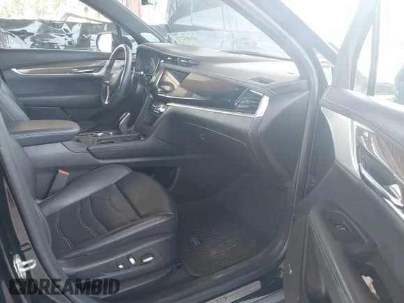 ✅ 2021 Cadillac XT6 Sport • VIN: 1GYKPHRS9MZ105736 • Lot: 42683272. Listed on IAAI with 26,615 mi. Free auction sales archive from the USA and detailed vehicle history report at DreamBid. Image 5.