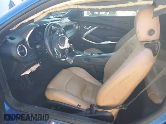 ✅ 2018 Chevrolet Camaro 2SS • VIN: 1G1FH1R7XJ0142312 • Lot: 81422905. Wystawiony na Copart z przebiegiem 114 477 mil. Bezpłatny archiwum sprzedaży aukcyjnych z USA i szczegółowy raport historii pojazdu na DreamBid. Zdjęcie 7.