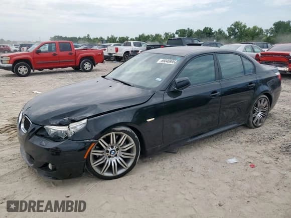 ✅ 2010 BMW 5 Series 550i • VIN: WBANW5C5XACT57157 • Lot: 66046995. Wystawiony na Copart z przebiegiem 109 213 mil. Bezpłatny archiwum sprzedaży aukcyjnych z USA i szczegółowy raport historii pojazdu na DreamBid. Zdjęcie 1.