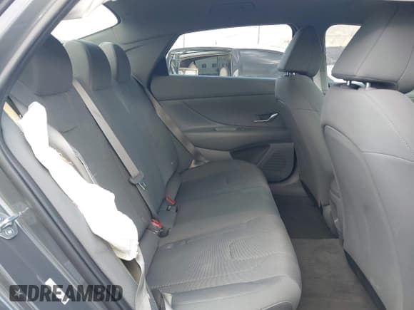 ✅ 2024 Hyundai Elantra SE • VIN: KMHLL4DG1RU816915 • Лот: 43200500. Опубликован ранее на IAAI с пробегом 9 009 миль. Бесплатный доступ к архиву аукционных продаж из США и подробный отчёт об истории автомобиля на DreamBid. Изображение 8.