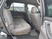 ✅ 2007 Toyota Sequoia SR5 • VIN: 5TDZT34AX7S287597 • Lot: 43387197. Listed on IAAI with 177,226 mi. Free auction sales archive from the USA and detailed vehicle history report at DreamBid. Image 8.