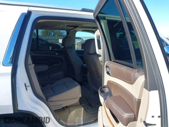 2015 Chevrolet Tahoe LTZ z VIN 1GNSCCKC4FR647537, wystawiony jako IAAI lot #43474774 z przebiegiem 109 522 mil mil oraz . Historia ofert i sprzedaży dostępna na DreamBid. Obrazek 8.