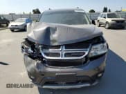 ✅ 2015 Dodge Journey Limited • VIN: 3C4PDDDG3FT554923 • Lot: 67909315. Wystawiony na Copart z przebiegiem 111 370 mil. Bezpłatny archiwum sprzedaży aukcyjnych z USA i szczegółowy raport historii pojazdu na DreamBid. Zdjęcie 5.