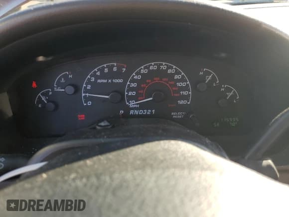 ✅ 2002 Ford Explorer XLT • VIN: 1FMZU73E62ZA56126 • Lot: 85899615. Wystawiony na Copart z przebiegiem 175 995 mil. Bezpłatny archiwum sprzedaży aukcyjnych z USA i szczegółowy raport historii pojazdu na DreamBid. Zdjęcie 9.