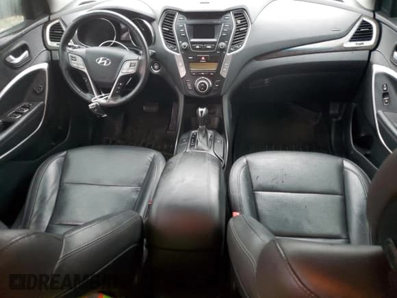 ✅ 2015 Hyundai Santa Fe Limited • VIN: 5XYZUDLA1FG298889 • Лот: 49034334. Опубликован ранее на Copart с пробегом 129 201 миль. Бесплатный доступ к архиву аукционных продаж из США и подробный отчёт об истории автомобиля на DreamBid. Изображение 8.