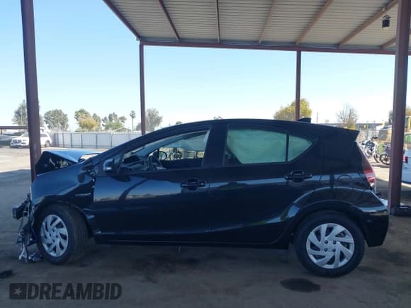 ✅ 2015 Toyota Prius Four • VIN: JTDKDTB31F1110550 • Lot: 43399298. Listed on IAAI with 129,935 mi. Free auction sales archive from the USA and detailed vehicle history report at DreamBid. Image 15.