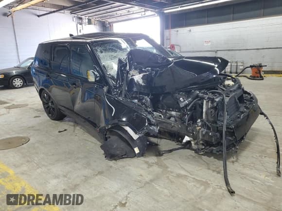 ✅ 2019 Land Rover Range Rover • VIN: SALGS2RE8KA556193 • Lot: 67405085. Listed on Copart with Not provided. Free auction sales archive from the USA and detailed vehicle history report at DreamBid. Image 4.