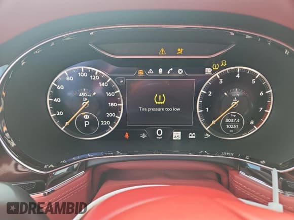 ✅ 2022 Bentley Continental GT GT V8 • VIN: SCBCG2ZG5NC092767 • Lot: 71908575. Listed on Copart with 10,231 mi. Free auction sales archive from the USA and detailed vehicle history report at DreamBid. Image 9.