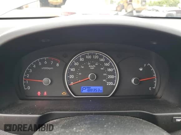 2010 Hyundai Elantra GL z VIN KMHDU4BD8AU195798, wystawiony jako Copart lot #66650154 z przebiegiem 188 353 mil mil oraz Szkoda całkowita • Salvage title. Historia ofert i sprzedaży dostępna na DreamBid. Obrazek 9.