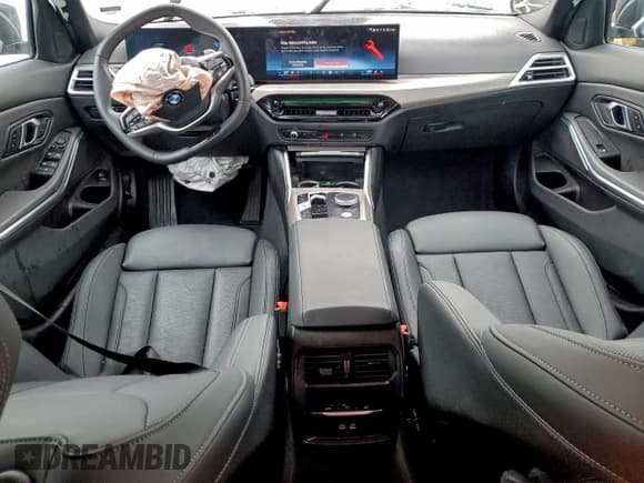 ✅ 2025 BMW 3 Series 330i • VIN: 3MW69CW05S8E99229 • Lot: 95196845. Listed on Copart with 23,896 mi. Free auction sales archive from the USA and detailed vehicle history report at DreamBid. Image 8.