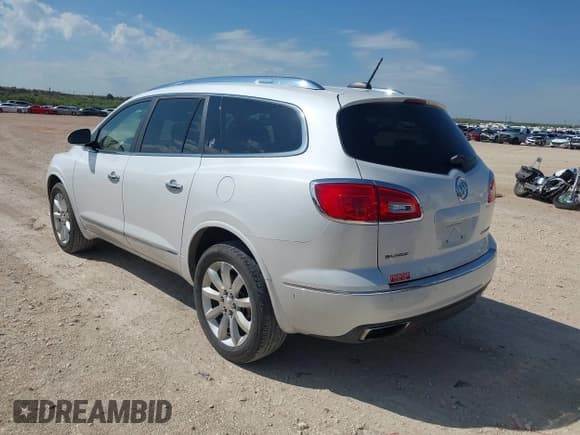 ✅ 2016 Buick Enclave Premium • VIN: 5GAKRCKD5GJ130054 • Lot: 43026679. Wystawiony na IAAI z przebiegiem 118 009 mil. Bezpłatny archiwum sprzedaży aukcyjnych z USA i szczegółowy raport historii pojazdu na DreamBid. Zdjęcie 3.