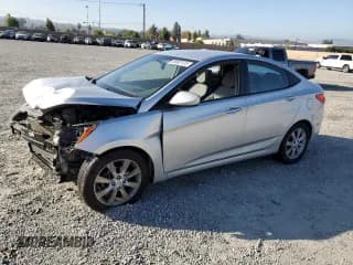✅ 2013 Hyundai Accent GLS • VIN: KMHCU4AE7DU440696 • Лот: 85887415. Опубликован ранее на Copart с пробегом 165 396 миль. Бесплатный доступ к архиву аукционных продаж из США и подробный отчёт об истории автомобиля на DreamBid. Изображение 1.