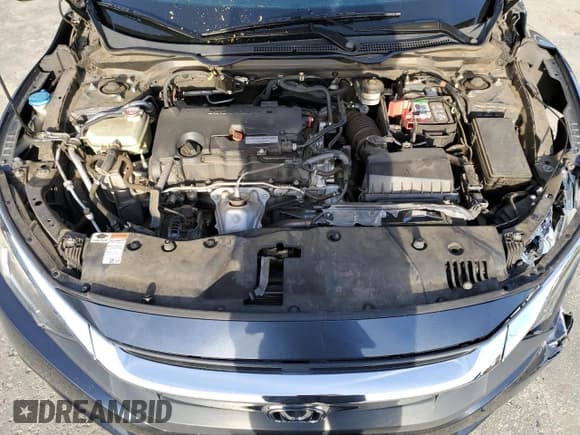 ✅ 2017 Honda Civic LX • VIN: 19XFC2F5XHE219082 • Lot: 92332275. Wystawiony na Copart z przebiegiem 78 440 mil. Bezpłatny archiwum sprzedaży aukcyjnych z USA i szczegółowy raport historii pojazdu na DreamBid. Zdjęcie 11.