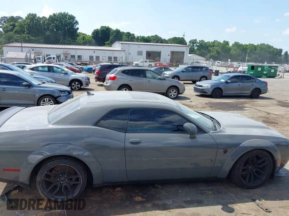 2019 Dodge Challenger SRT Hellcat Redeye Widebody z VIN 2C3CDZL92KH507341, wystawiony jako IAAI lot #42578550 z przebiegiem 54 070 mil mil oraz . Historia ofert i sprzedaży dostępna na DreamBid. Obrazek 13.