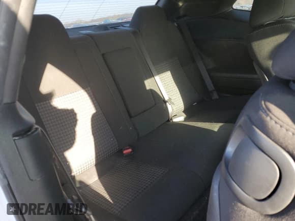 ✅ 2021 Dodge Challenger R/T • VIN: 2C3CDZBT5MH572751 • Lot: 45004933. Wystawiony na Copart z przebiegiem 22 271 mil. Bezpłatny archiwum sprzedaży aukcyjnych z USA i szczegółowy raport historii pojazdu na DreamBid. Zdjęcie 10.