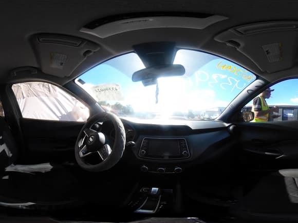 ✅ 2020 Nissan Kicks S • VIN: 3N1CP5BV6LL531826 • Lot: 43396024. Listed on IAAI with 128,963 mi. Free auction sales archive from the USA and detailed vehicle history report at DreamBid. Image 20.