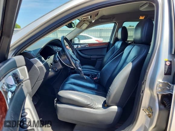 ✅ 2004 Chrysler Pacifica • VIN: 2C8GM68424R645479 • Лот: 63827375. Опубликован ранее на Copart с пробегом 181 320 миль. Бесплатный доступ к архиву аукционных продаж из США и подробный отчёт об истории автомобиля на DreamBid. Изображение 7.