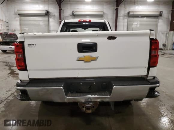 ✅ 2015 Chevrolet Silverado 2500HD Work Truck • VIN: 1GC1KUE88FF576543 • Лот: 76017154. Опубликован ранее на Copart с пробегом 282 523 миль. Бесплатный доступ к архиву аукционных продаж из США и подробный отчёт об истории автомобиля на DreamBid. Изображение 6.