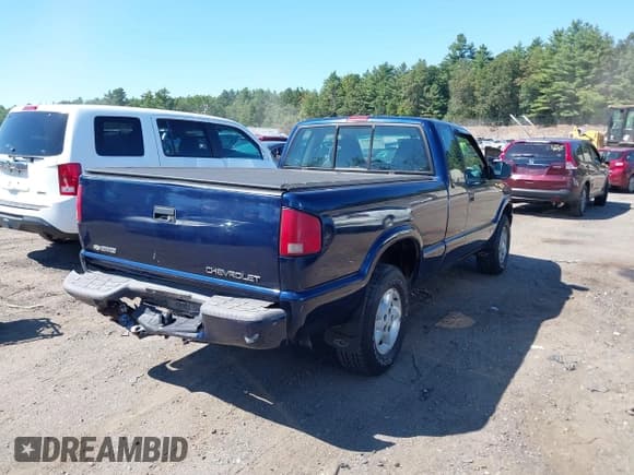 ✅ 2001 Chevrolet S-10 LS • VIN: 1GCDT19WX1K154940 • Лот: 43124829. Опубликован ранее на IAAI с пробегом 126 530 миль. Бесплатный доступ к архиву аукционных продаж из США и подробный отчёт об истории автомобиля на DreamBid. Изображение 4.