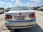 ✅ 2006 Volkswagen Jetta 2.5L • VIN: 3VWRF71K36M705232 • Лот: 70362695. Опубликован ранее на Copart с пробегом 182 398 миль. Бесплатный доступ к архиву аукционных продаж из США и подробный отчёт об истории автомобиля на DreamBid. Изображение 6.