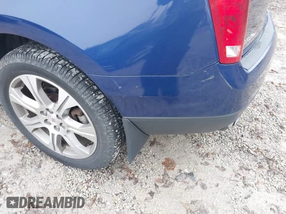 ✅ 2012 Cadillac SRX Performance Collection • VIN: 3GYFNEE35CS563080 • Lot: 43729157. Listed on IAAI with 125,490 mi. Free auction sales archive from the USA and detailed vehicle history report at DreamBid. Image 12.