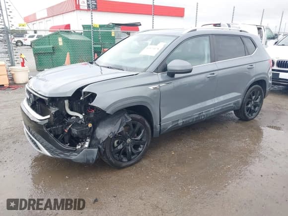 ✅ 2022 Volkswagen Taos SE • VIN: 3VVLX7B28NM002178 • Lot: 43574478. Listed on IAAI with 70,357 mi. Free auction sales archive from the USA and detailed vehicle history report at DreamBid. Image 2.