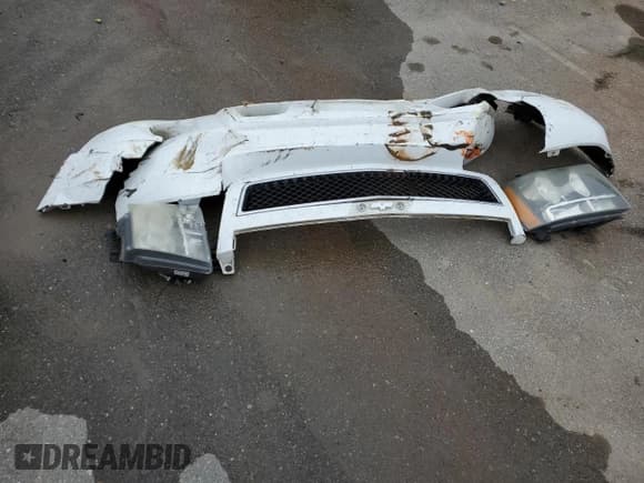 ✅ 2008 Chevrolet Suburban LTZ • VIN: 3GNFC16J58G313471 • Lot: 46770114. Wystawiony na Copart z przebiegiem 251 801 mil. Bezpłatny archiwum sprzedaży aukcyjnych z USA i szczegółowy raport historii pojazdu na DreamBid. Zdjęcie 13.