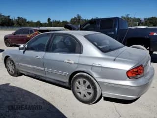 ✅ 2005 Hyundai Sonata GL • VIN: KMHWF25S25A129482 • Лот: 81823244. Опубликован ранее на Copart с пробегом 247 656 миль. Бесплатный доступ к архиву аукционных продаж из США и подробный отчёт об истории автомобиля на DreamBid. Изображение 2.