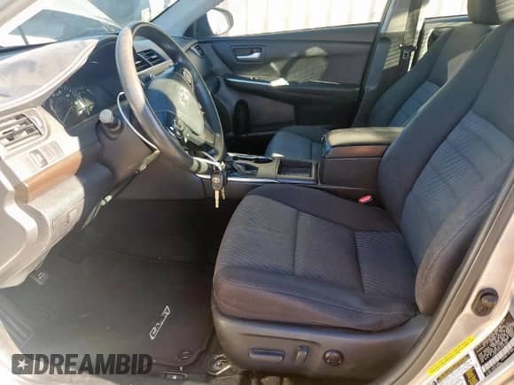 2015 Toyota Camry LE with VIN 4T4BF1FK4FR467561, listed as a Copart auction lot 90633485 with 183,799 mi miles and Clean title. Bid and sale history available at DreamBid. Image 7.