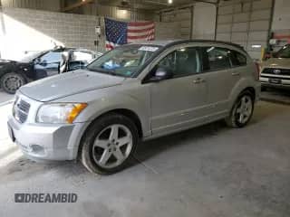 2007 Dodge Caliber R/T z VIN 1B3HE78K87D138070, wystawiony jako Copart lot #90974375 z przebiegiem 96 512 mil mil oraz Czysty tytuł • Clean title. Historia ofert i sprzedaży dostępna na DreamBid. Obrazek 1.