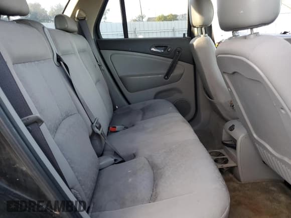 ✅ 2006 Saturn VUE • VIN: 5GZCZ33D66S800414 • Lot: 46308755. Wystawiony na Copart z przebiegiem 126 482 mil. Bezpłatny archiwum sprzedaży aukcyjnych z USA i szczegółowy raport historii pojazdu na DreamBid. Zdjęcie 11.