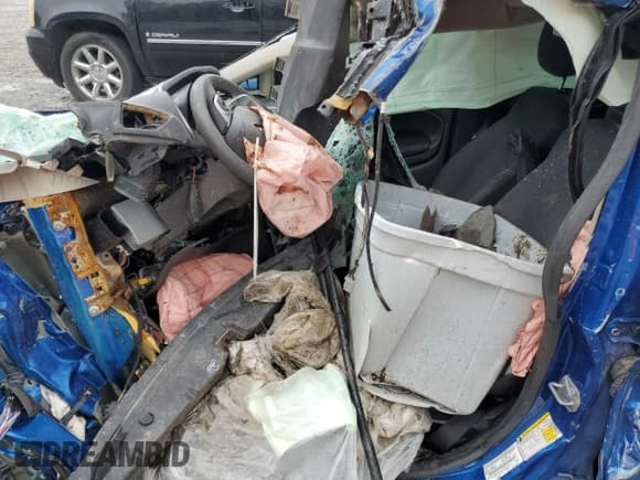 ✅ 2019 Ford Fiesta SE • VIN: 3FADP4EJ3KM151054 • Lot: 56692875. Listed on Copart with Not provided. Free auction sales archive from the USA and detailed vehicle history report at DreamBid. Image 7.