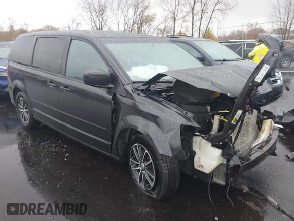 ✅ 2014 Dodge Grand Caravan SXT • VIN: 2C4RDGCG9ER118803 • Lot: 43521627. Wystawiony na IAAI z przebiegiem 229 932 mil. Bezpłatny archiwum sprzedaży aukcyjnych z USA i szczegółowy raport historii pojazdu na DreamBid. Zdjęcie 1.